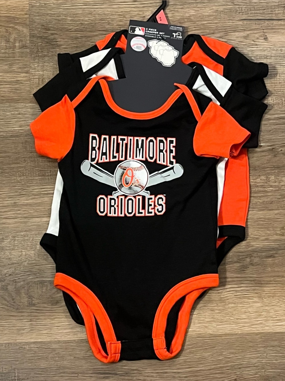 NEW NWT Baltimore Orioles Unisex MLB Infant Set of 3 Onesies Outfits Sz 18M
